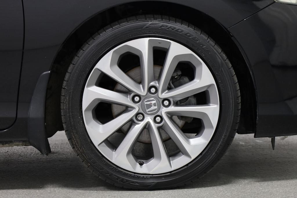 Thumbnail: 2013 Honda Accord - 23