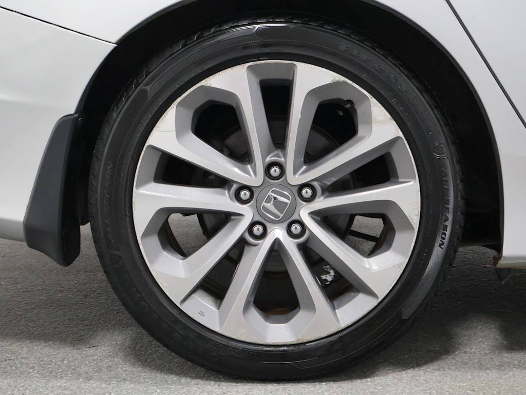 Thumbnail: 2013 Honda Accord - 32