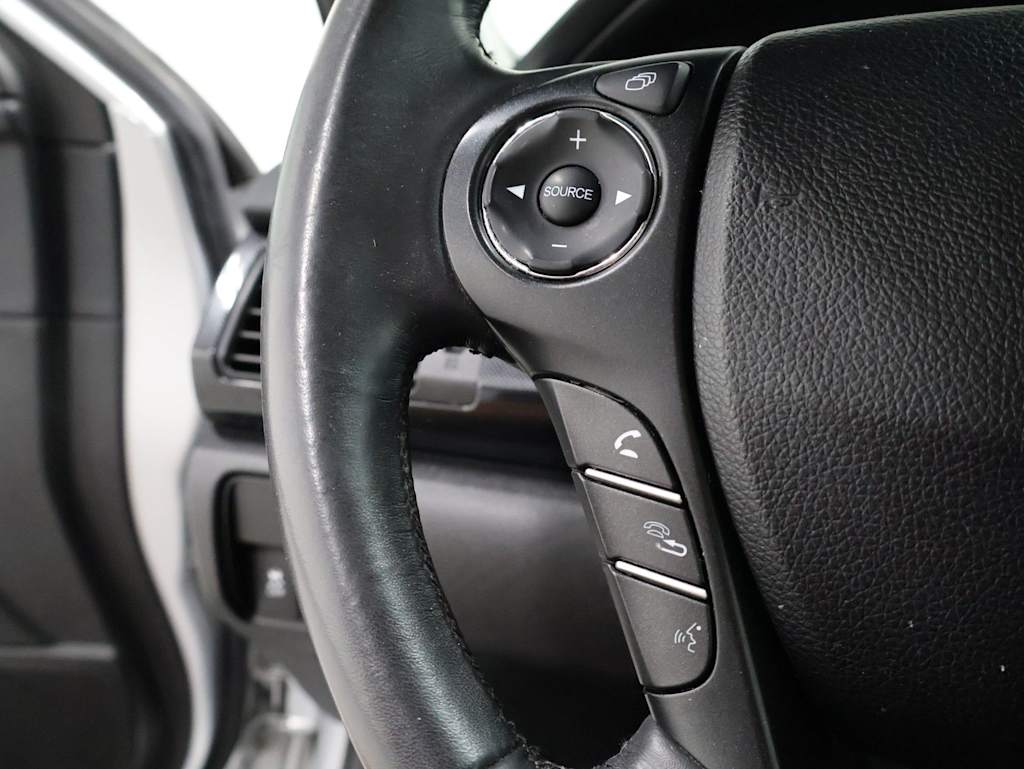Thumbnail: 2013 Honda Accord - 26