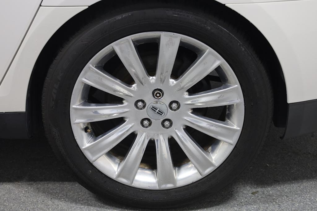 Thumbnail: 2011 Lincoln MKS - 35