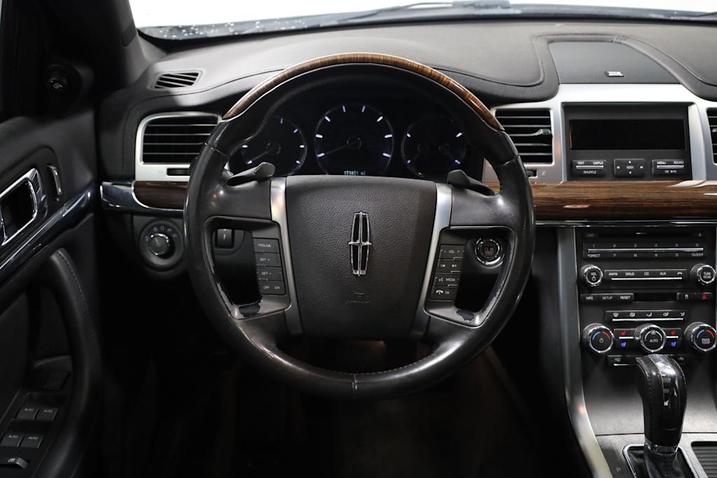 Thumbnail: 2011 Lincoln MKS - 13