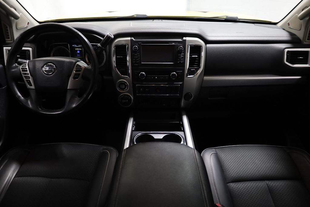 2016 Nissan Titan PRO-4X 29