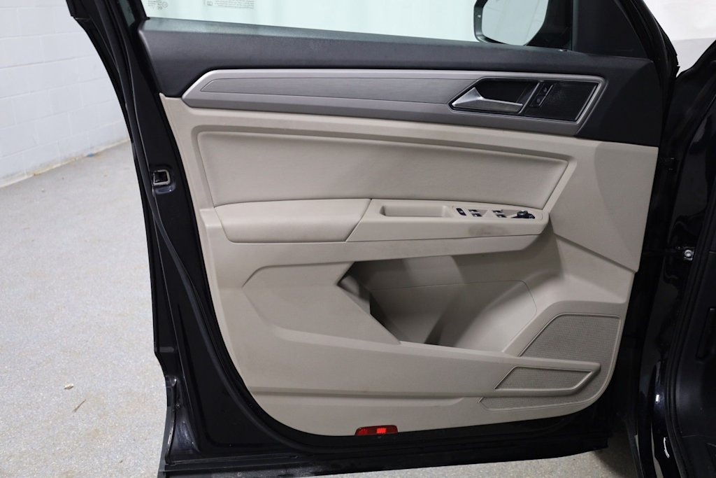 Thumbnail: 2019 Volkswagen Atlas - 27