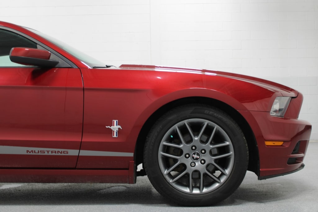 2014 Ford Mustang Base 6