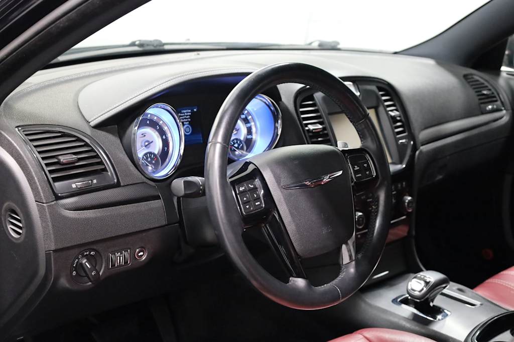 Thumbnail: 2012 Chrysler 300 - 2