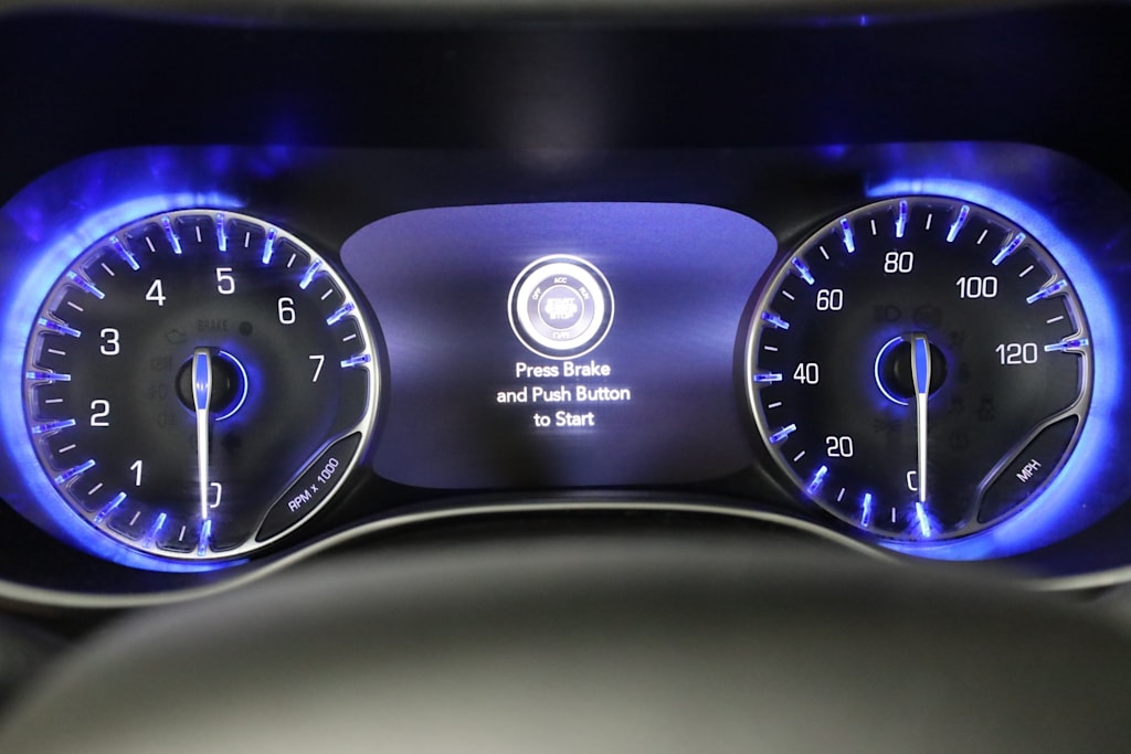 Thumbnail: 2018 Chrysler Pacifica - 18