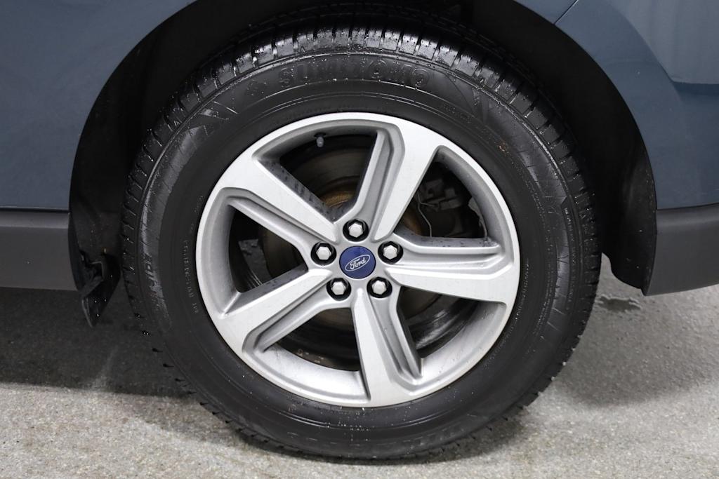 Thumbnail: 2019 Ford Edge - 39