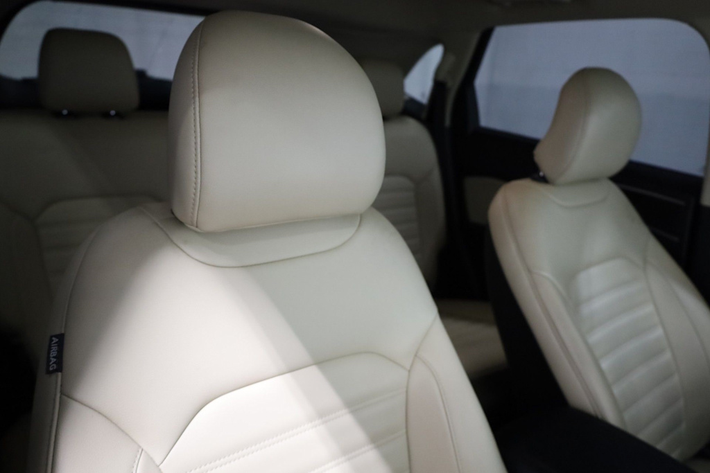 Thumbnail: 2019 Ford Edge - 29