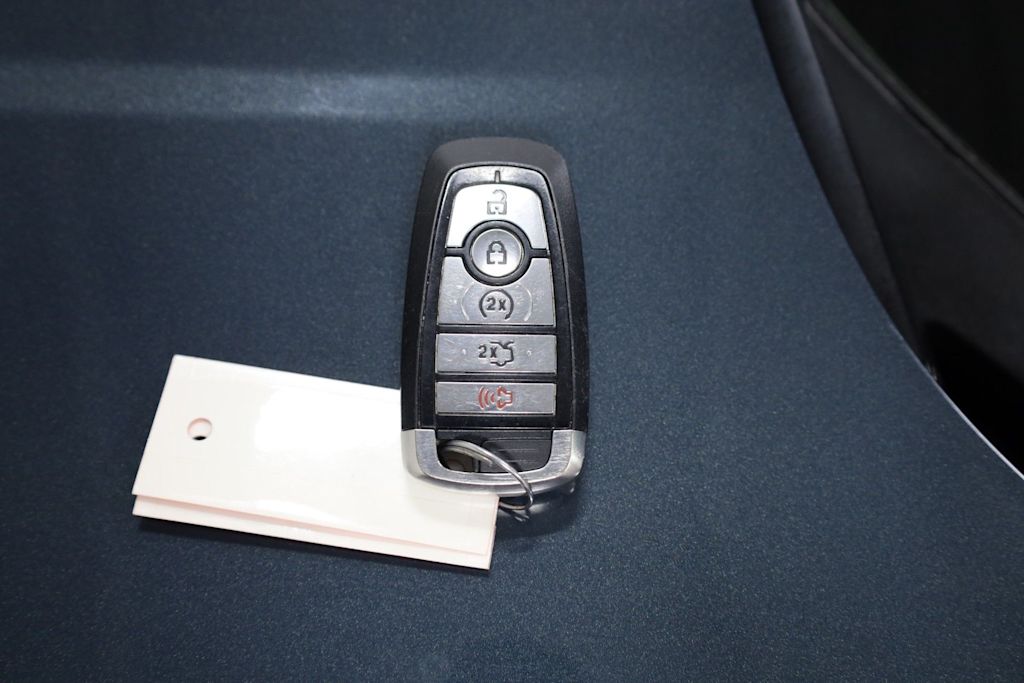 Thumbnail: 2019 Ford Edge - 20