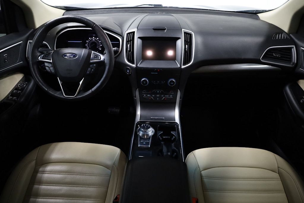 Thumbnail: 2019 Ford Edge - 15