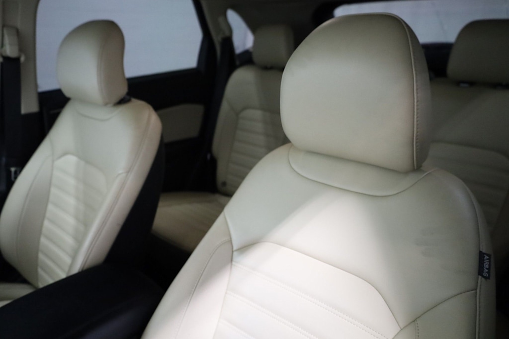 Thumbnail: 2019 Ford Edge - 28