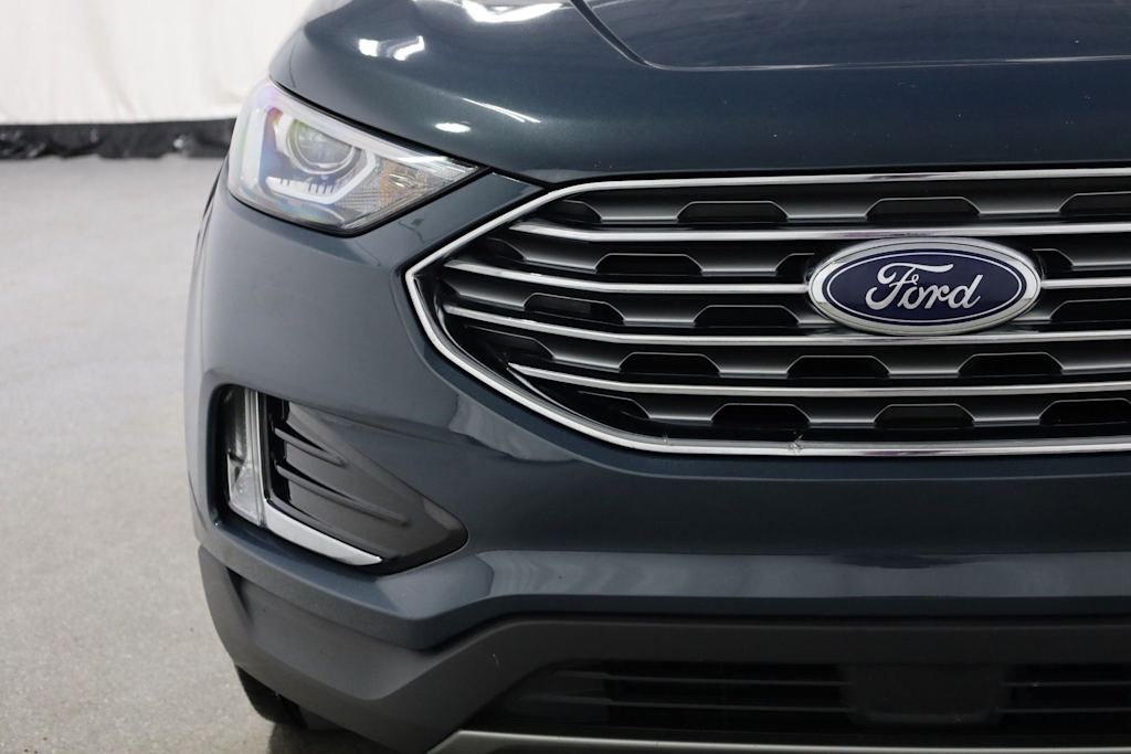 Thumbnail: 2019 Ford Edge - 26