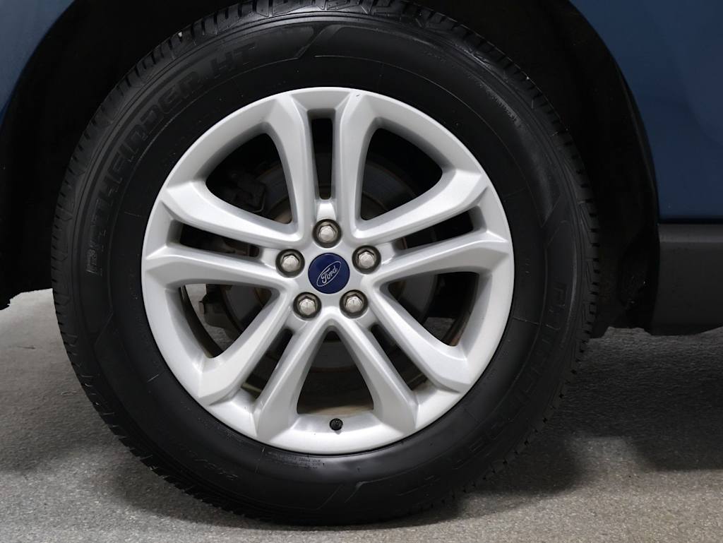 Thumbnail: 2020 Ford Edge - 34