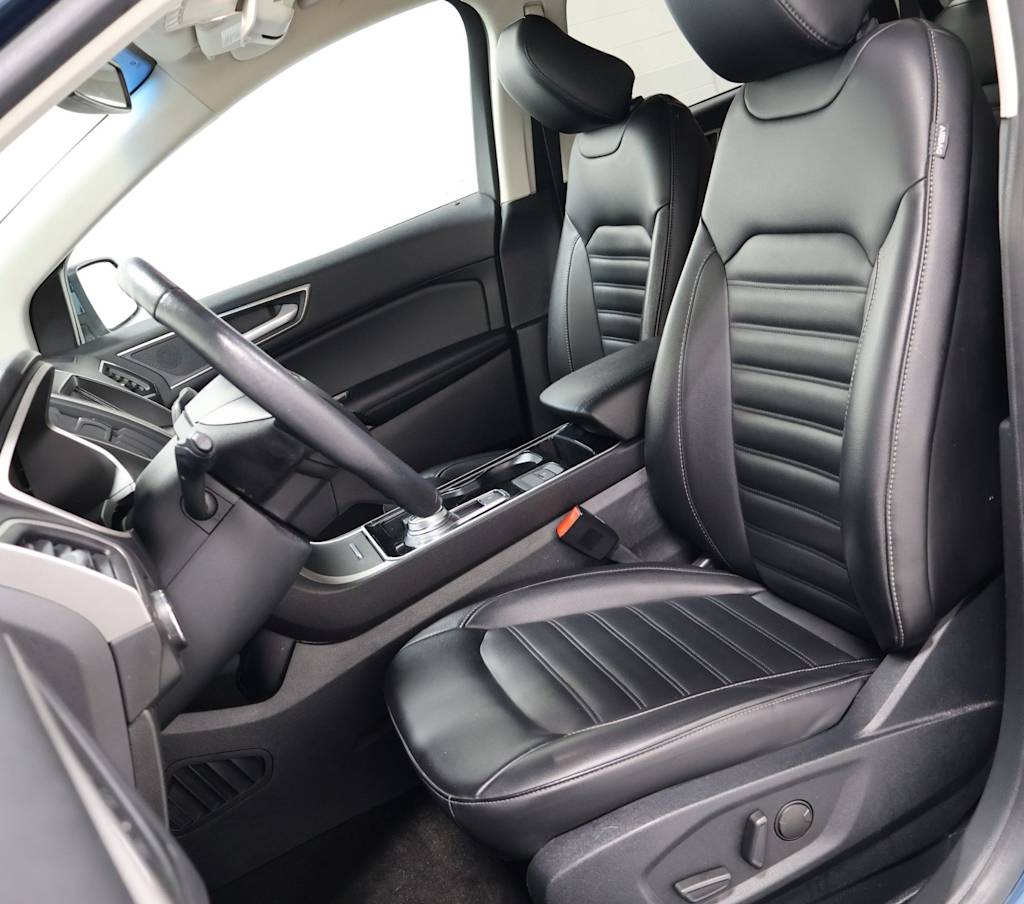 Thumbnail: 2020 Ford Edge - 10
