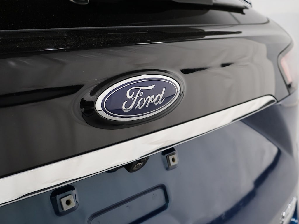 Thumbnail: 2020 Ford Edge - 7