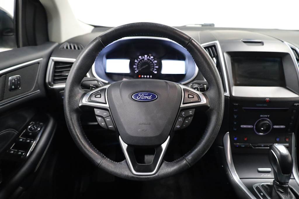 Thumbnail: 2016 Ford Edge - 14