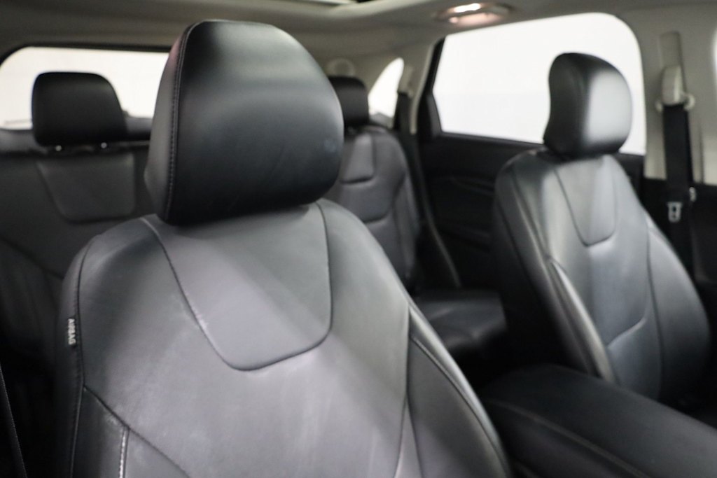 Thumbnail: 2016 Ford Edge - 29