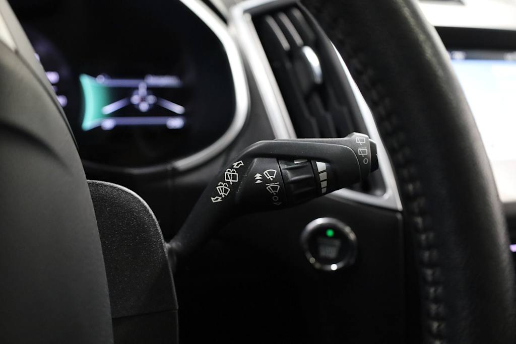 Thumbnail: 2016 Ford Edge - 33