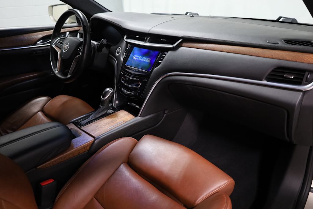 Thumbnail: 2015 Cadillac XTS - 9