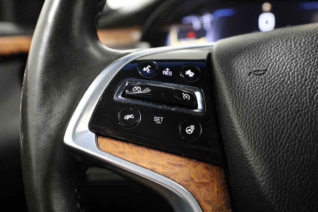 Thumbnail: 2015 Cadillac XTS - 30