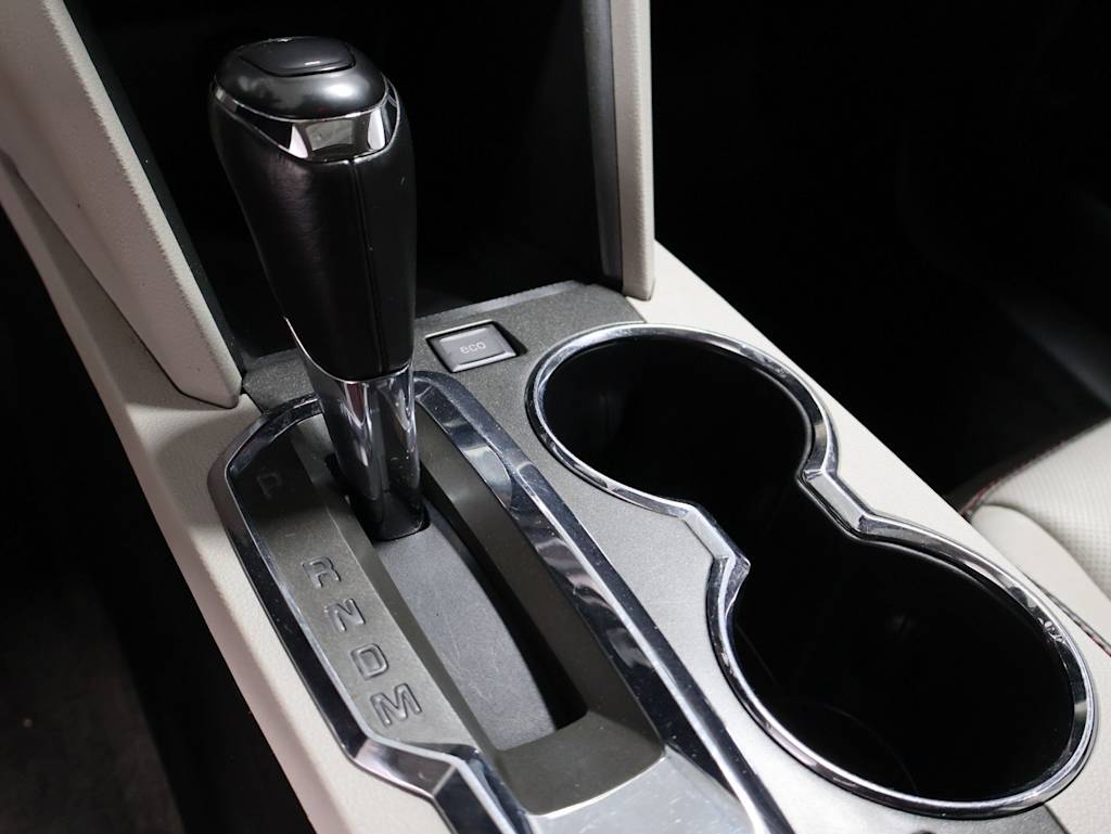 Thumbnail: 2016 GMC Terrain - 17