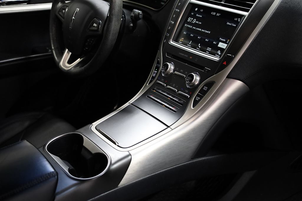 Thumbnail: 2017 Lincoln MKX - 29