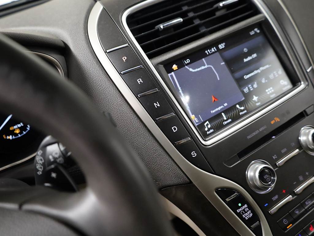 Thumbnail: 2017 Lincoln MKX - 15
