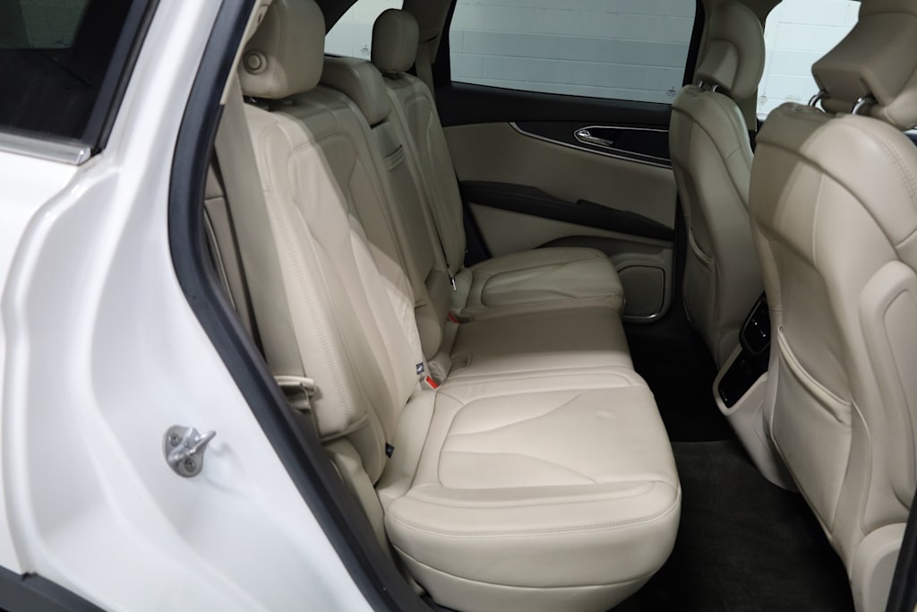Thumbnail: 2016 Lincoln MKX - 37
