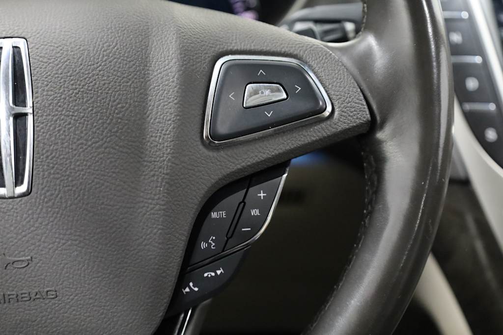 Thumbnail: 2016 Lincoln MKX - 31