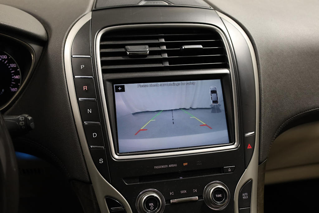 Thumbnail: 2016 Lincoln MKX - 36