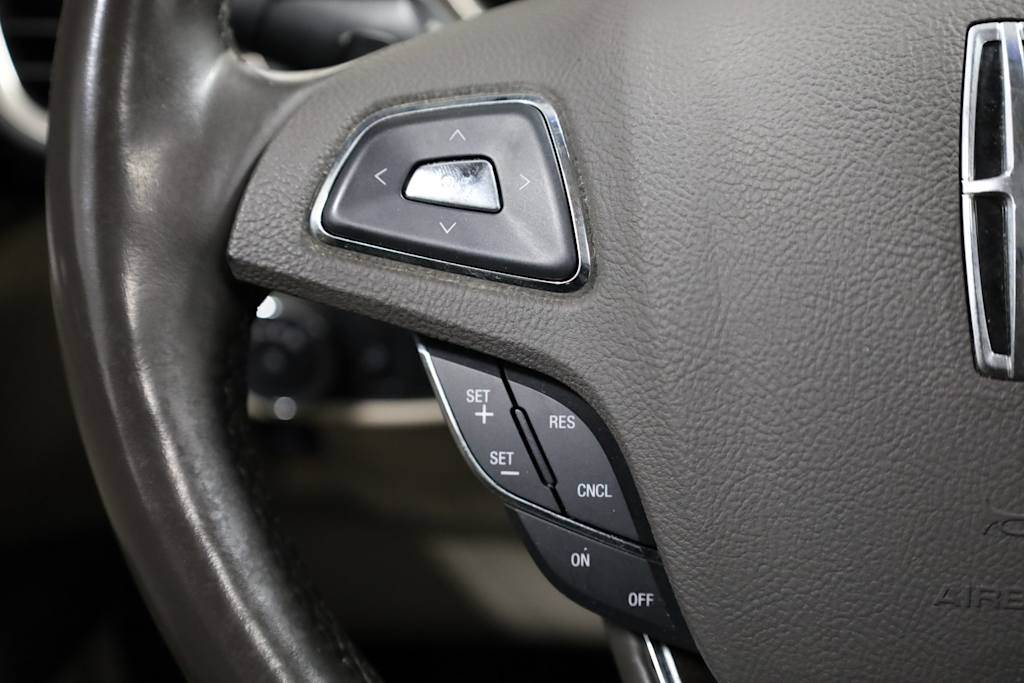 Thumbnail: 2016 Lincoln MKX - 30