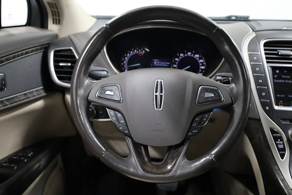 Thumbnail: 2016 Lincoln MKX - 15