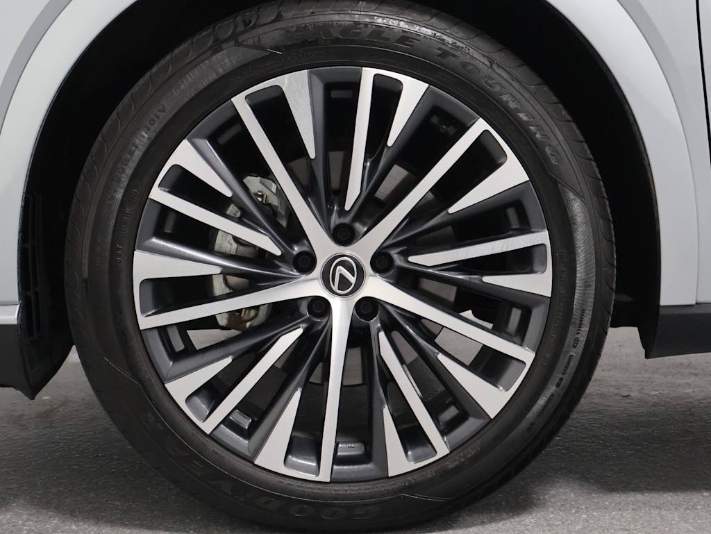 Thumbnail: 2023 Lexus RX - 39