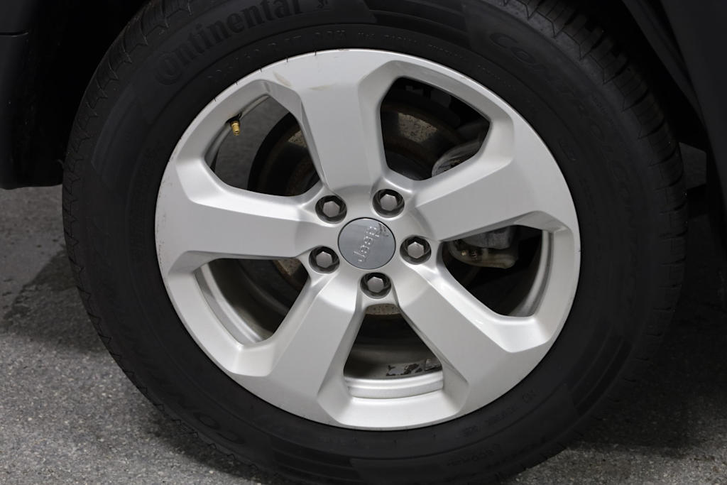 Thumbnail: 2019 Jeep Compass - 36
