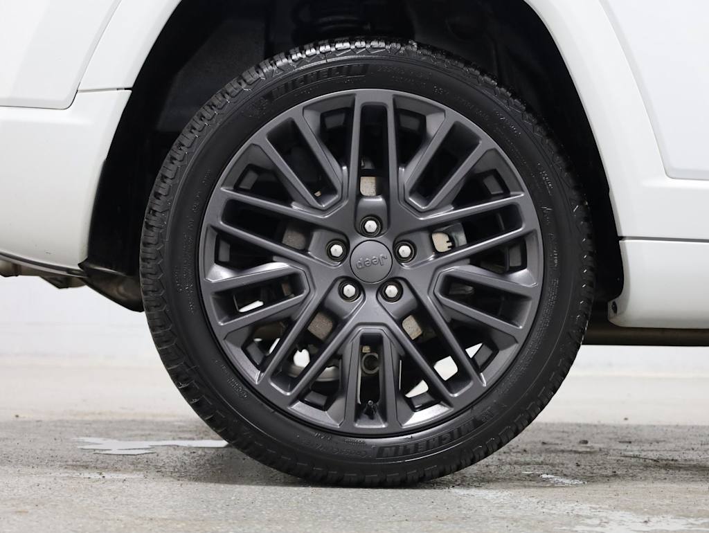 Thumbnail: 2023 Jeep Compass - 39