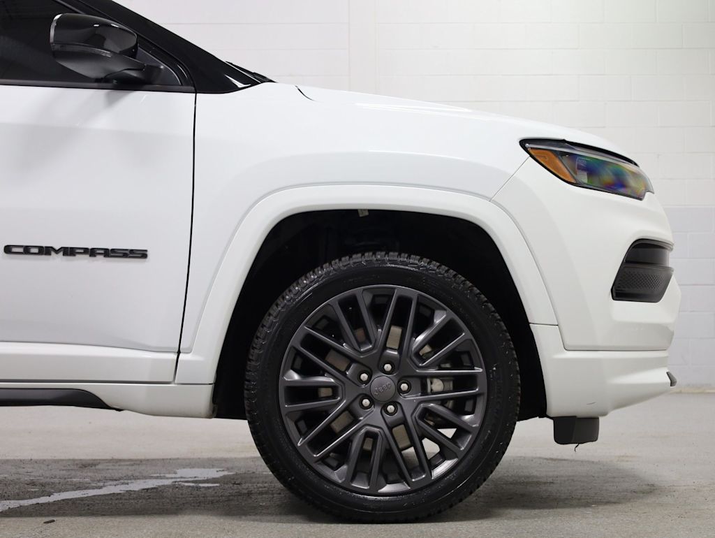 Thumbnail: 2023 Jeep Compass - 8