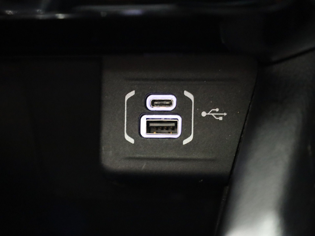 Thumbnail: 2023 Jeep Compass - 36