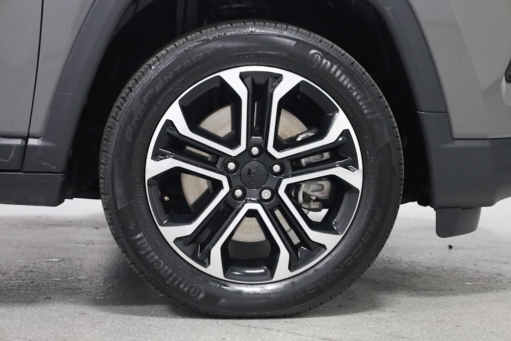 Thumbnail: 2023 Jeep Compass - 23