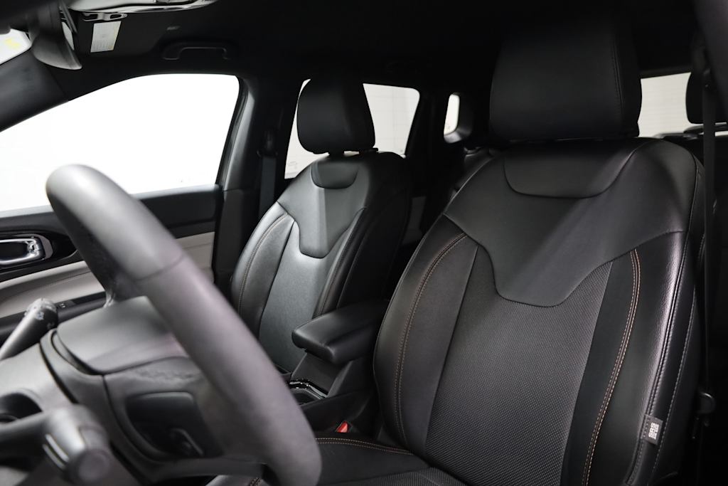 Thumbnail: 2023 Jeep Compass - 10
