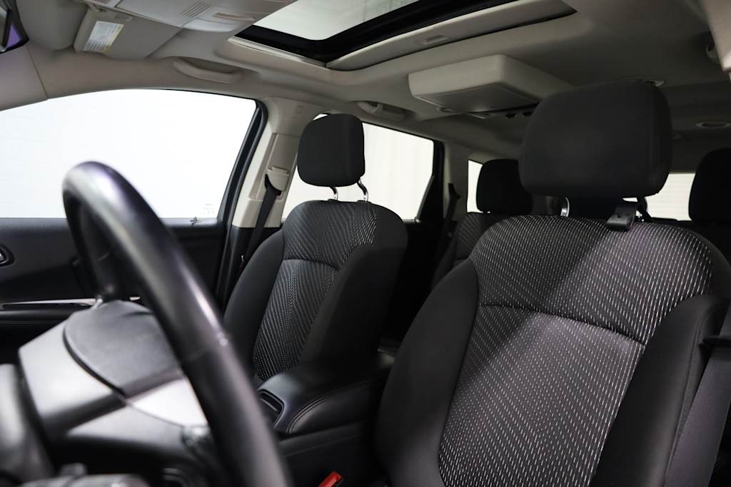 2014 Dodge Journey SXT 10