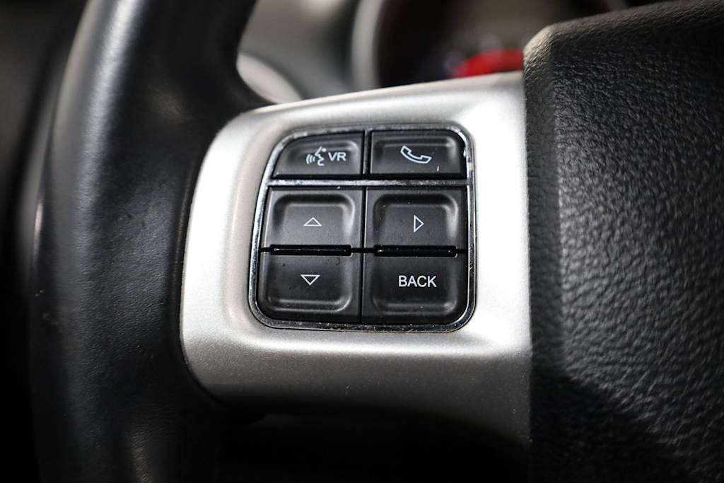 2014 Dodge Journey SXT 30