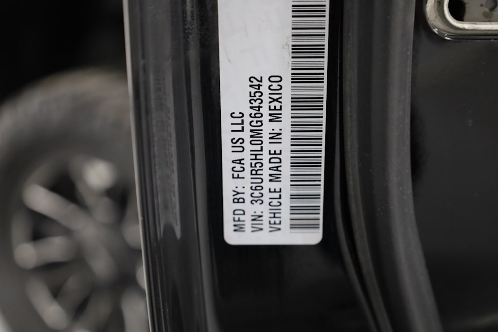 Thumbnail: 2021 RAM 2500 - 18