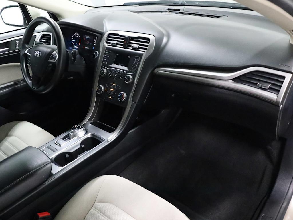 Thumbnail: 2019 Ford Fusion - 9