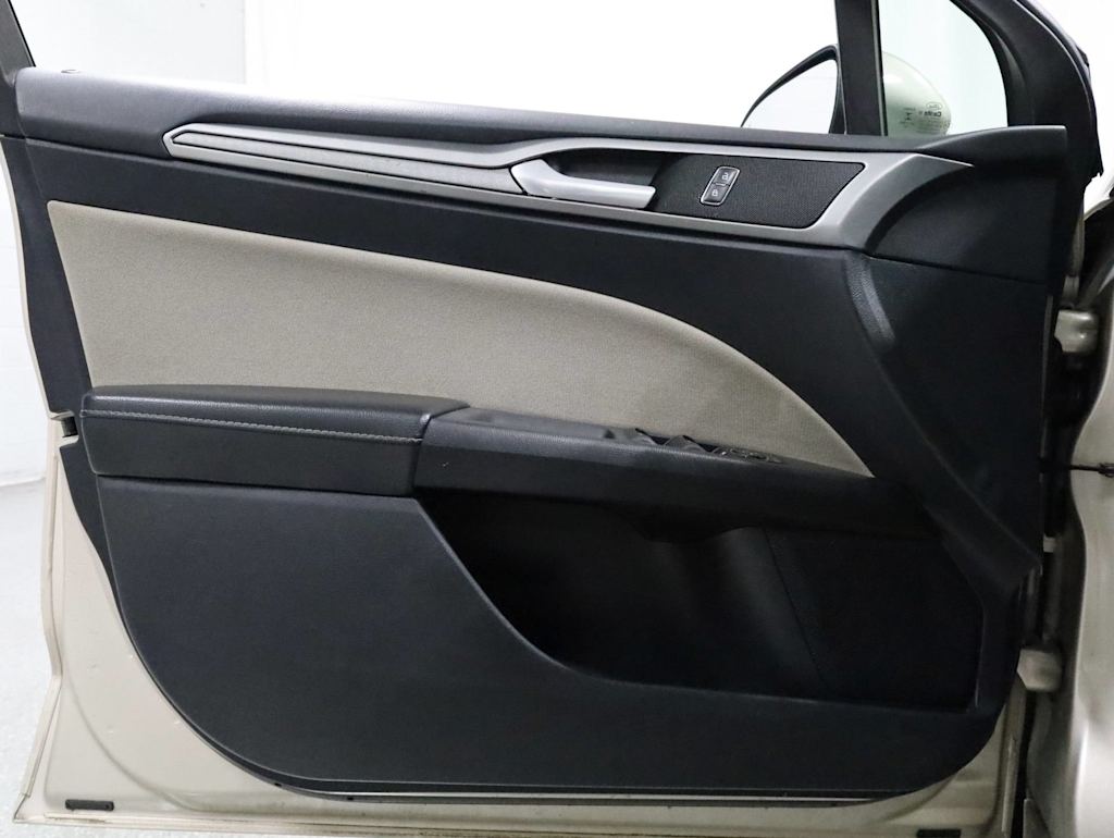 Thumbnail: 2019 Ford Fusion - 27