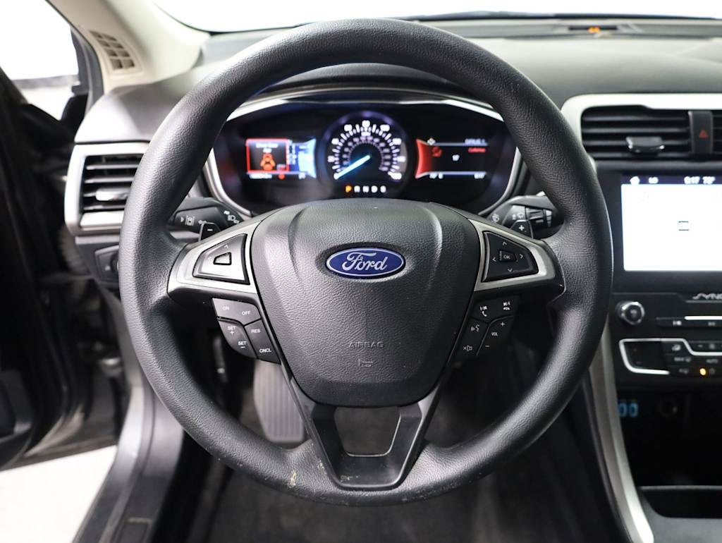 Thumbnail: 2019 Ford Fusion - 14