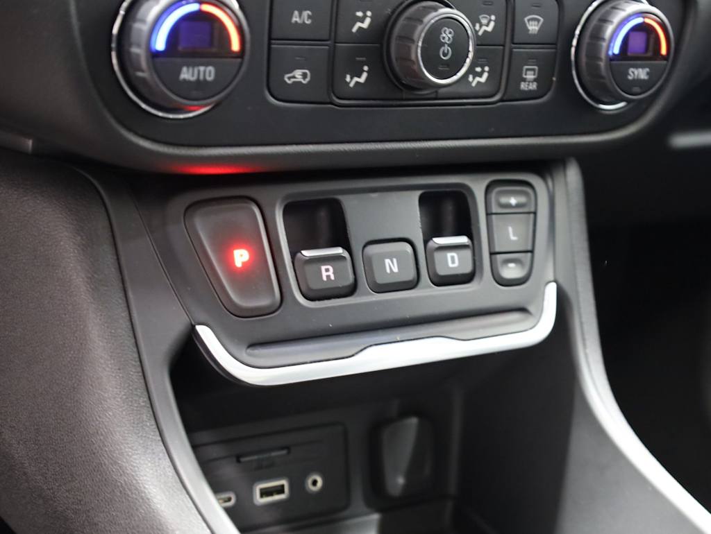 Thumbnail: 2021 GMC Terrain - 32