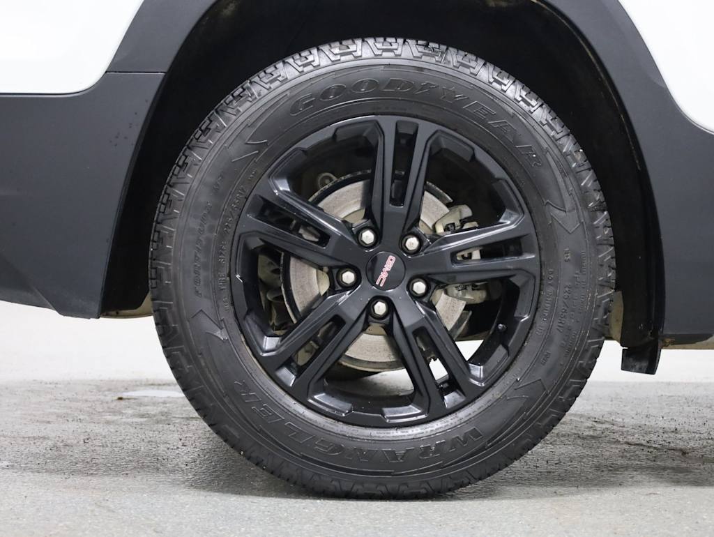 Thumbnail: 2023 GMC Terrain - 39