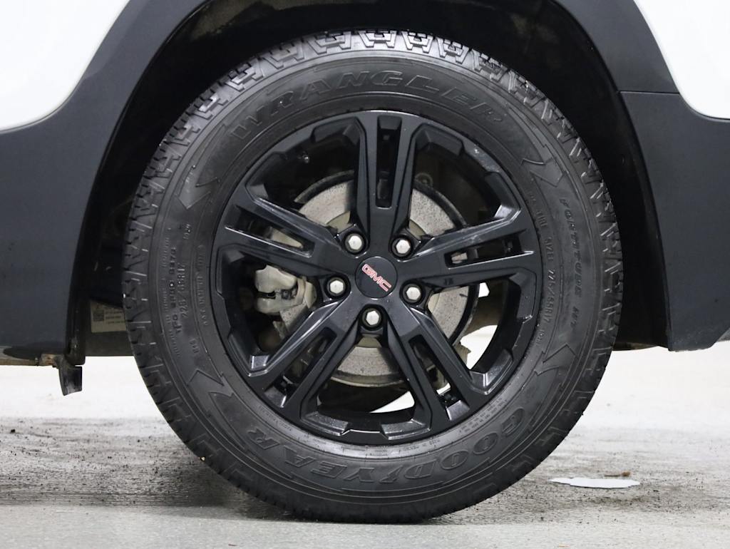 Thumbnail: 2023 GMC Terrain - 40