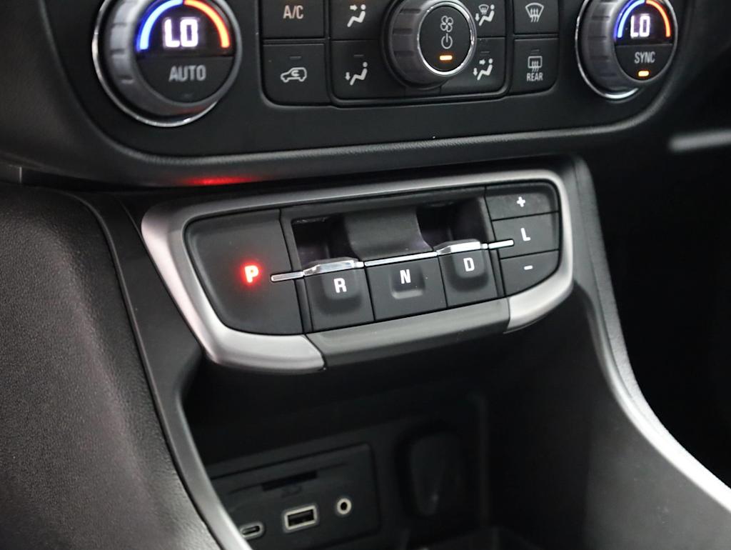 Thumbnail: 2023 GMC Terrain - 31