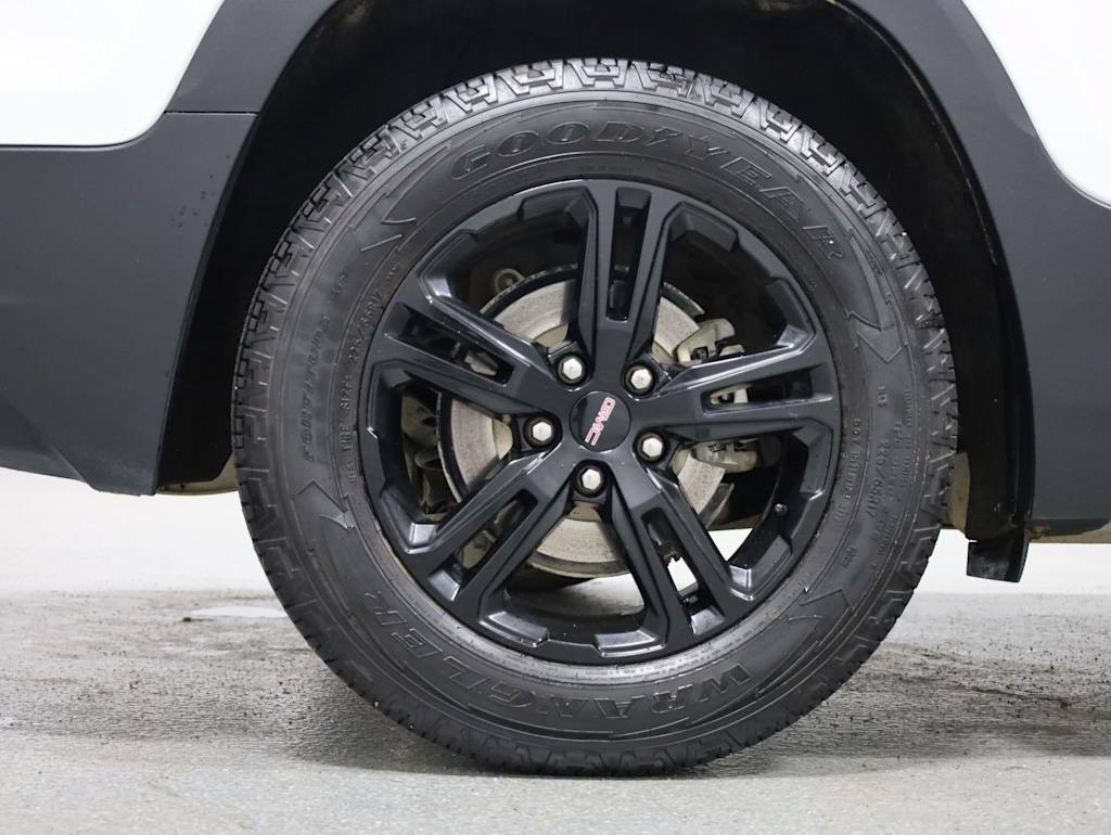 Thumbnail: 2023 GMC Terrain - 39